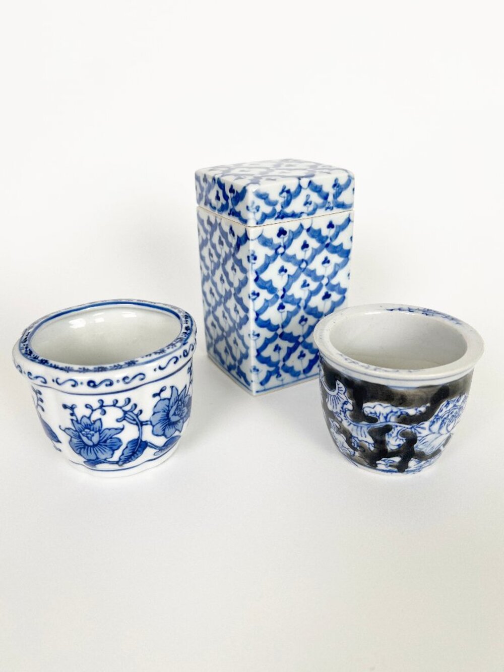 Vintage Blue & White Porcelain Pottery Chinoiserie Asian Mini Planter Home Decor